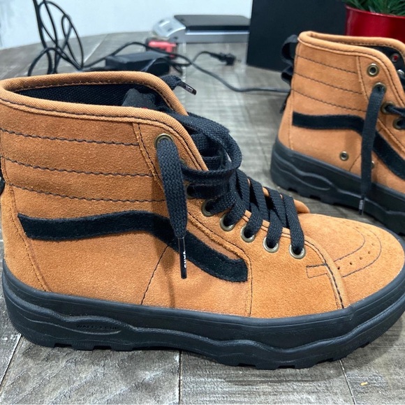 Vans Boy’s  Brown SK8 - High Sneakers sz 4 ( women’s 5.5) Excellent Condition - Picture 12 of 12